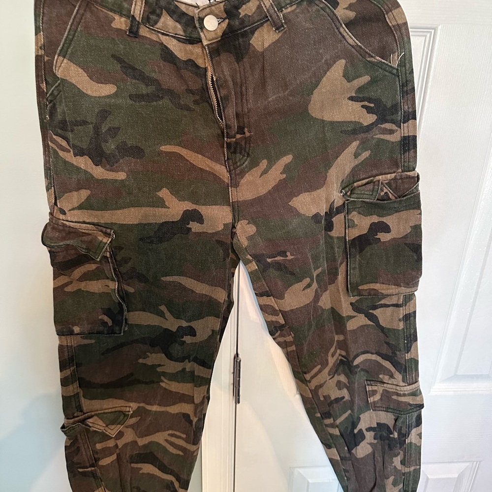 SHEIN Striped Brown Pants